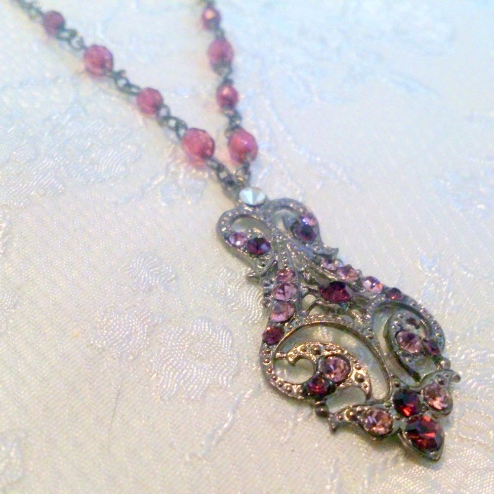 Gunmetal Purple Rhinestone Pendant Necklace